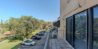 430 Commodore Dr Gallery 15