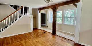 112 CHERRY LN l 6 BED, 3 BATH Gallery 4