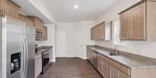 $500 RENT CREDIT | AVAILABLE NOW! (Small Pets Only) Gallery 10
