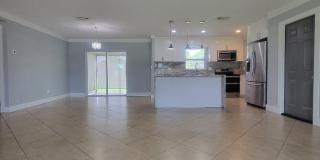203 Redcliff Avenue Gallery 3