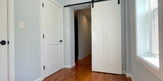 1904 BANK Street Gallery 13