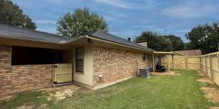 5805 Sidney Drive A - 1 Gallery 23