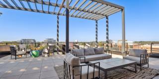 Vista Fairfax Corner Gallery 24
