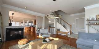 1600 REGENT MANOR Court Gallery 2