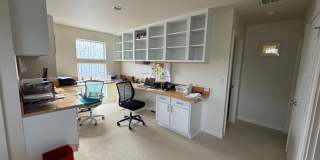 3Bd/2.25Ba Lynnwood Townhouse Gallery 7
