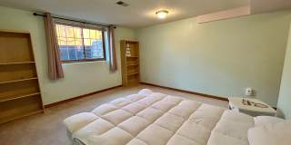 Spacious Garden-level Condo with Kitchenette in North Boulder Gallery 19
