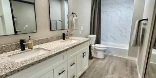 4212 E Sandia Street Gallery 32