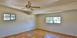 3 Bedroom + den with pool Gallery 8