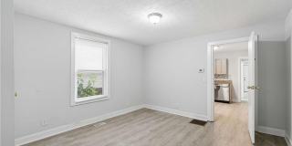652 Bryan Street SE Gallery 14