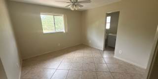 ** NORTH FORT MYERS 3 BEDROOMS\2 BATHS READY FOR A LONG TERM TENANT ** PET FRIENDLY ** DUPLEX ** Gallery 5