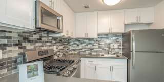 The Enclave at Town Square Gallery 24