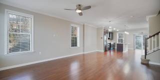 412 WOODCREST Drive SE Gallery 7