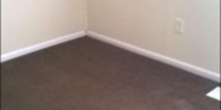 3 Bedroom one bath convenient location Gallery 5