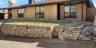 1117 S Rusk Street Gallery 1