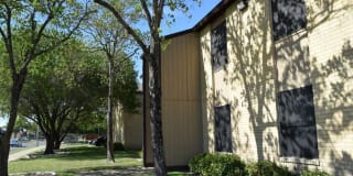 Hunters Point Apartments Gallery 22