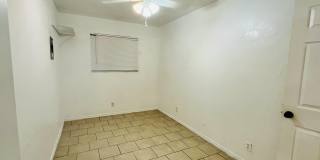8200 Copper Avenue NE Gallery 30