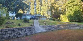 3 BEDROOM HOME SOUTH SIDE OF SHELTON! Gallery 1