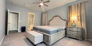 Beautifully upgraded house in Summerlin Gallery 22