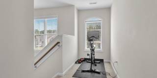 4 bedroom 2.5 bathroom home close to beaches, shopping, and Marine Corps Bases. Gallery 29