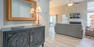 20105 Henderson Road unit: E Gallery 1