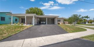 8901 SW 149th Ter Gallery 1