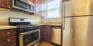 2112 W Ainslie Gallery 7