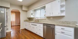 5 Bedroom, 2 Bath Ranch Home in Oakwood! Gallery 17