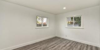 3652 Mcclellan Dr Gallery 21