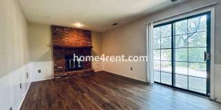 Beautiful Overland Park Home! Gallery 14