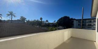 3 BLOCKS TO MISSION BAY! SPACIOUS 2BD/1BA TOP FLOOR APARTMENT W/ GARAGE!!! $2,995/mo Gallery 7
