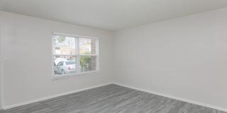 Bright, Updated & Prime Location! Gallery 17