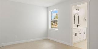 Brand New 3BD, 4BA Half-Duplex in Villa Park with Back Yard Gallery 23