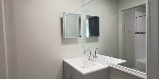 Remington On Rockville Living Gallery 11
