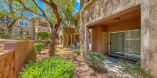 Beautiful Summerlin townhome, 3 bed, 2.5 bath, on 1st floor. Gallery 50