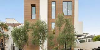 807 N Detroit St Gallery 4