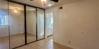 26165 D La Real Gallery 13
