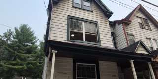 Spacious 4BR Home in Perry Hilltop Spacious 4BR Home in Perry Hilltop Gallery 1
