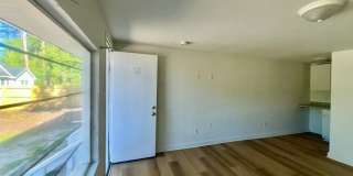 Affordable Studio Near Downtown Myrtle Beach – Some Utilities Included! – $1,100/Month Gallery 9