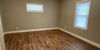 502 W. 9th St. Gallery 10