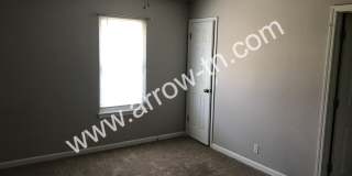 Great 2 Bed Townhome with 2.5 Baths and a Fenced Backyard! Gallery 9