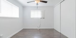 221 E Craig Pl Gallery 15