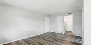 Northcrest Garden Apartments Gallery 32