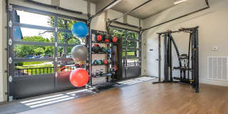 Nob Hill Apartments Gallery 36