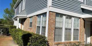 2367 COACH HOUSE Boulevard Gallery 1
