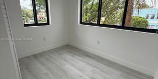 1101 SW 12th Ct Gallery 3