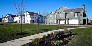 The Landing at Savannah West Gallery 24