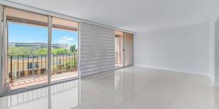 9240 Fontainebleau Blvd # 505, Miami, FL 33172 Gallery 1