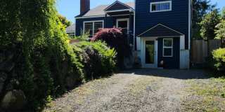 Unique 4BR House in West Seattle Unique 4BR House in West Seattle Gallery 1