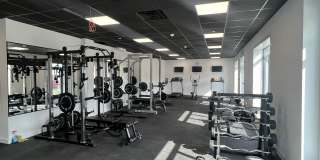 211 Ferry Blvd Gallery 11