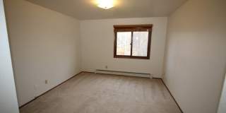 2 Bedroom Condo on a Lake! Gallery 17